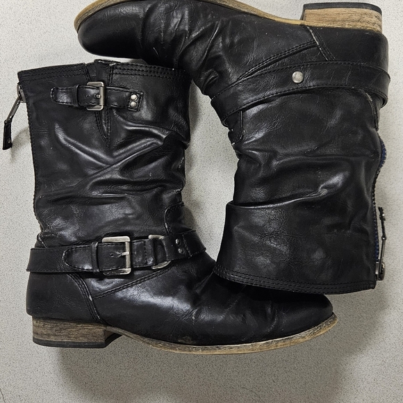 Softmoc Faux Leather Brietta Boot | Size 40 - Picture 3 of 7